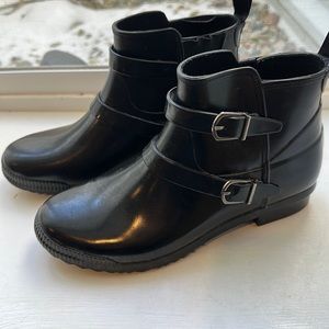 Cougar ankle rubber rain boots, pull on with buckle decoration